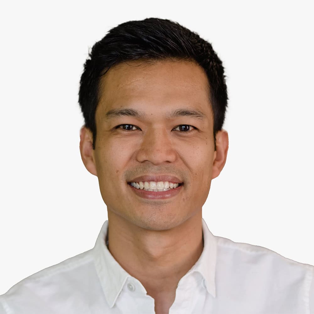 Borromeo-Ed-on-White-2
